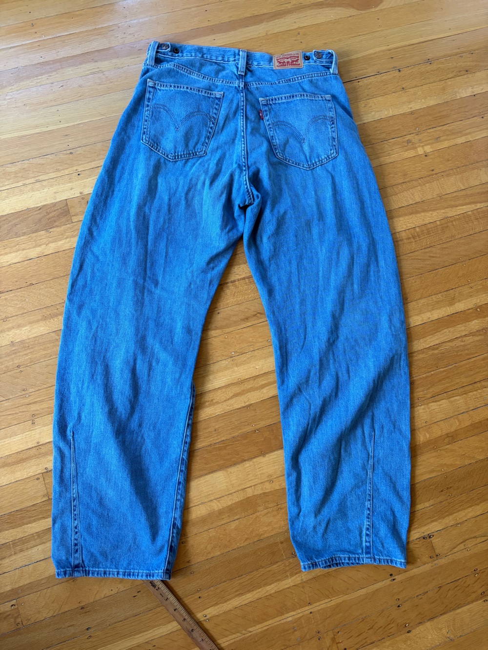 Levi’s cinch barrel baggy oversized jeans denim medium wash 31 8 10 12 horseshoe